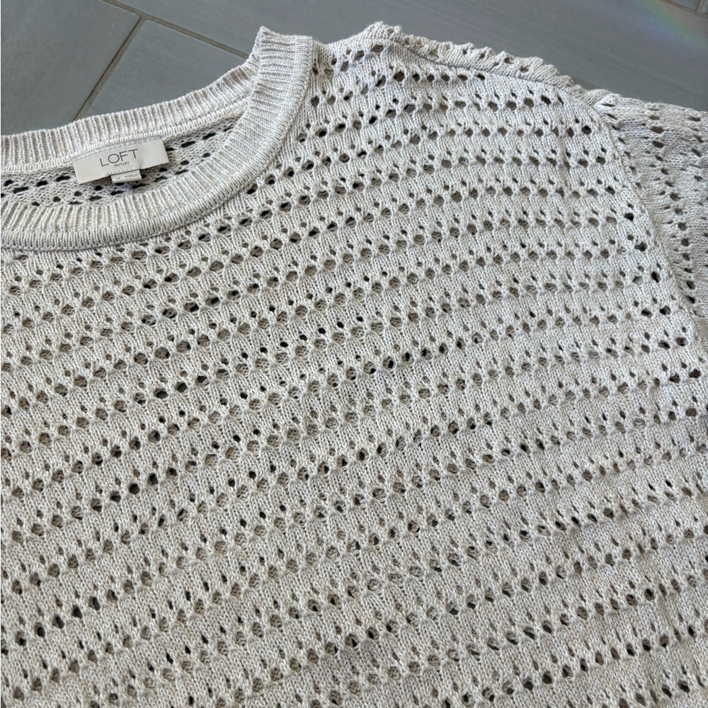 LOFT Women’s Cream Knit Sweater - Picture 2 of 4